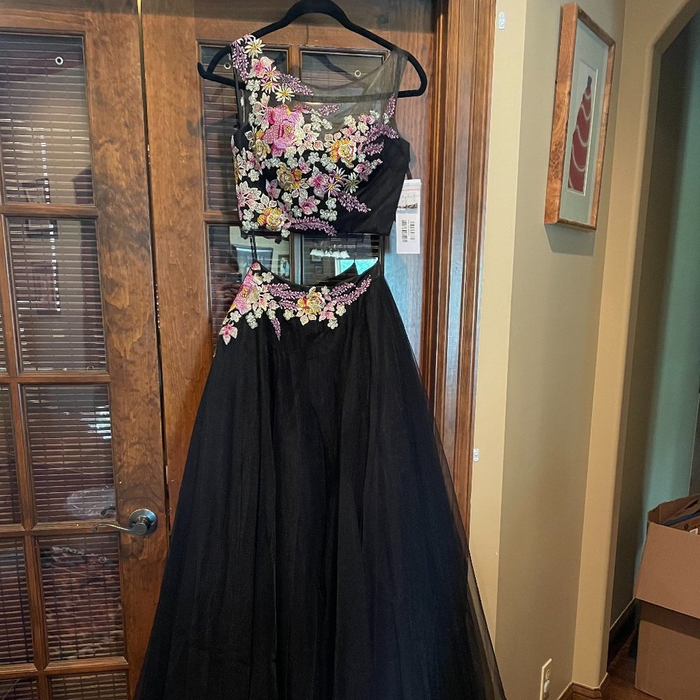 Jovani Blck/Multi Floral Embellished Dress Size 00